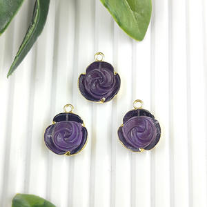 Améthyste violette pierre précieuse sculptée à la main pendentif à breloque unique faisant des bijoux - Product Image 1