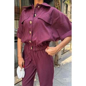 Top Informal Cómodo de Crepé Elástico con Detalle de Botón Dorado 10243 Mangas Tres Cuartos - Product Image 6