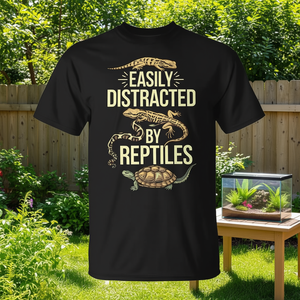 T-shirt per gli amanti dei rettili: Facilmente distratto dai rettili - Product Image 3