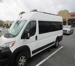 2023 R-A-M Prom-aster 3500 toit élevé 159WB TRÈS PROPRE - Product Image 1