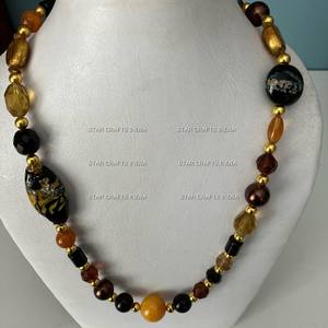 Collier en résine pour femmes de mode quotidienne au design unique, meilleure vente de collier de perles en résine, perles colorées - Product Image 6