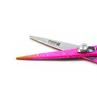 Ciseaux de barbier professionnels MEDSPO pour gauchers, à bord dentelé, qualité industrielle, 6,5 pouces, en acier inoxydable, pour la coupe de cheveux, garantie 3 ans, rose