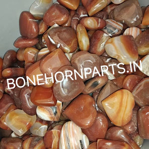 Piedras preciosas pulidas cornalina en forma de corazón - Product Image 1