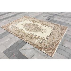 Tapis turc classique vintage Beige marron 5.5x8.5 pieds fait à la main en laine avec motif de patchwork en latex pour chevet - Product Image 4