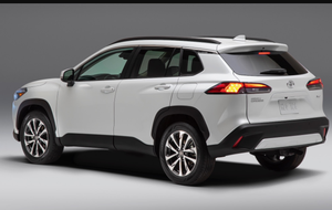 Toyota Corolla Cross LE AWD 2022, SUV Crossover Usado en Excelentes Condiciones - Product Image 5