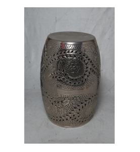 Tabourets latéraux en métal et aluminium de couleur personnalisée pour la maison, l'hôtel et le bureau. - Product Image 3