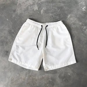 Shorts de bain tendance et confortables pour hommes avec poches, personnalisables avec logo, pour l'été et le sport, vente en gros - Product Image 1