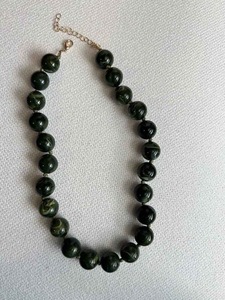 Collar de resina, accesorio de joyería atrevido y llamativo para quienes buscan la moda moderna, alta calidad - Product Image 4