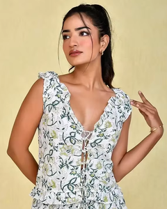 Elegante conjunto de algodón puro con cuello en V para mujer, conjunto de dos piezas, tela suave, ideal para días informales y relajados de verano - Product Image 3