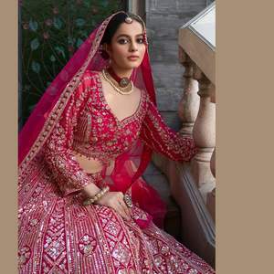 Último Modelo de Lehenga Rosa Vibrante con Detalles de Lentejuelas Brillantes y Bordado a Mano con Puntadas Pesadas, Perfecto para Todas las Ocasiones, de la India - Product Image 3
