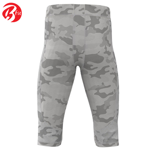 Nom et numéro de l'équipe 100% maillot de football américain sublimé Style Unique hommes portent des hauts de football américain à la mode - Product Image 4