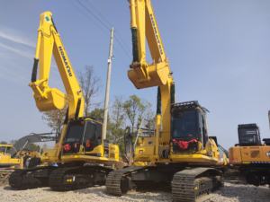 Excavateur hydraulique d'occasion KOMATSU PC220-8 Performance supérieure de marque japonaise KOMATSU 23 tonnes 220 à vendre Prix bon marché - Product Image 1