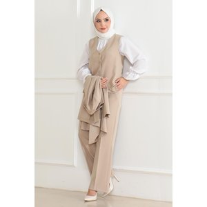 Traje Casual Beige de Tres Piezas con Chaleco Largo MSW19222-4, Blusa de Longitud Media - Product Image 1