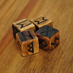 Ensemble de dés polyédriques en bois écologiques de qualité supérieure, dés naturels uniques pour les jeux de rôle sur table, Tradebyd - Product Image 5