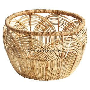 Handmade Gold Plated Metal Wire Fruit and Vegetable <b>Basket</b> Wholesale Marvelous Designing <b>Table</b> Ware Decoration Fruit <b>Basket</b> - Product Image 4