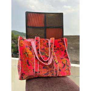 Bolso Tote Acolchado de Terciopelo con Cierre Abierto, Estilo Bohemio, Ecológico y Lavable para Uso Diario - Product Image 3