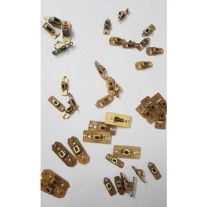 Pièces de tôle de laiton usinées CNC de haute qualité à usage électrique ou automobile et mécanique disponibles à la vente - Product Image 2