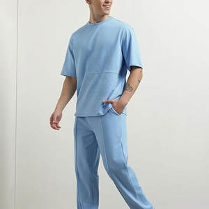 ชุดเสื้อยืดและกางเกงสำหรับผู้ชายชุดเสื้อยืดและกางเกงแบบสตรีทแวร์ออกแบบโลโก้ได้ตามต้องการ - Product Image 2