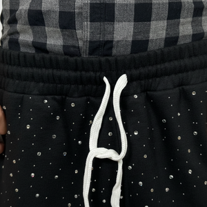 กางเกงขาสั้นผ้าฟลีซผู้ชายแบบเรียบ ผ้าฝ้าย สำหรับเล่นกีฬา ขายส่ง รับสั่งทำโลโก้ ประดับเพชรเทียม สำหรับฤดูร้อน สไตล์ลำลอง - Product Image 6