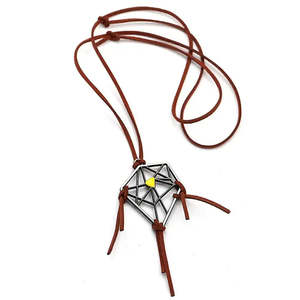 Collar Death Stranding Chapado en Oro, Aleación de Zinc, Diseño Atrapasueños con Diamante y Símbolo Religioso Cristiano, Regalo - Product Image 4