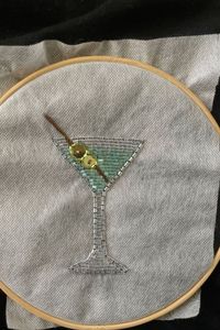 Charme et porte-clés vintage élégant et écologique, orné de perles de rocaille, broderie artisanale unique, design de bijoux classique et raffiné - Product Image 3