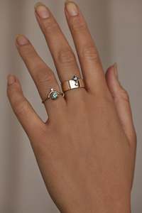 Recién llegado, anillo de banda de diamantes de oro amarillo para mujer con joyería de zafiro de corte medio, certificado GRA disponible, cantidad al por mayor - Product Image 3