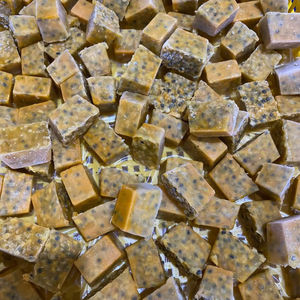 Estándar de exportación de pulpa de maracuyá congelada de grado premium de Vietnam Sabor tropical de textura suave en embalaje a granel - Product Image 1