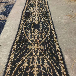 Tissu de travail et de broderie brodé à la main de luxe - Product Image 1