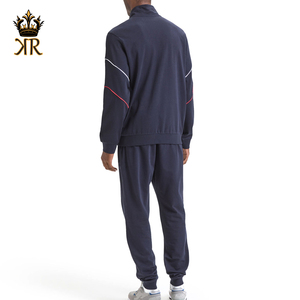 Conjunto Deportivo Personalizado para Hombre, Sudadera con Capucha y Pantalones Jogger a Juego, Conjuntos Deportivos de Alta Calidad para Hombre, Trajes Deportivos con Cuello Alto - Product Image 2