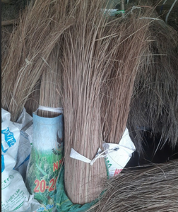 Palo de escoba de coco natural duradero para el hogar, el jardín y la limpieza industrial - Product Image 2