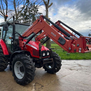 Nuevos tractores de caja de cambios manual estándar de emisión Euro VI a la venta Interior de cuero oscuro FWD Drive - Product Image 1