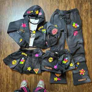 Conjunto de chándal de mujer con capucha y pantalones de chándal apilados con cremallera desgastada lavada ácida de fabricante personalizado liso - Product Image 1