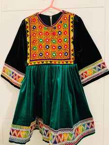 Hermosos Vestidos Afganos para Niños Kuchi, Vestido Afgano Kochi para Niños de la Mejor Calidad, Transpirable, Precios al por Mayor - Product Image 2