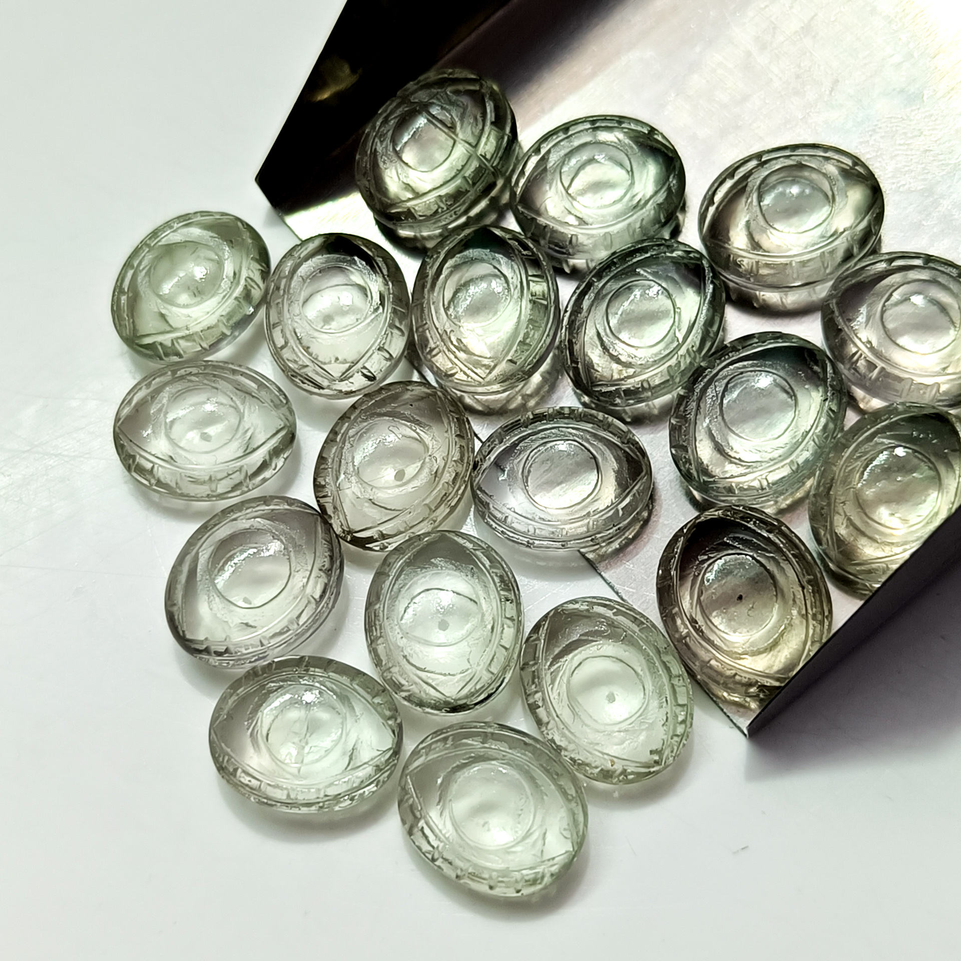 เหมือนกับภาพ