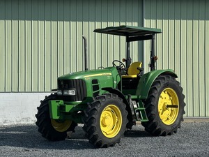 รถแทรกเตอร์ขนาดเล็ก John Deere 6230 พร้อมที่ตักดิน รถแทรกเตอร์ล้อยางขนาดเล็ก John Deere 6230 สำหรับขาย มีสินค้าพร้อมส่ง จัดส่งรวดเร็ว - Product Image 2