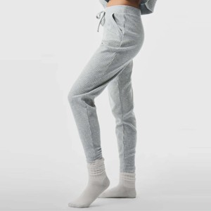Pantalones Jogger acanalados de moda para Mujer | Joggers ligeros y transpirables con textura acanalada, cintura elástica y puños - Product Image 3