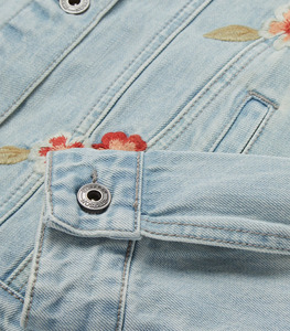 Offre spéciale Veste en jean de qualité supérieure Veste d'hiver en jean brodé confortable pour l'hiver chaud en vente en ligne - Product Image 5
