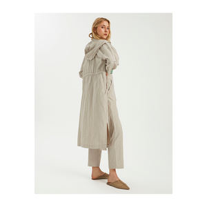 Gabardina con capucha de mezcla de algodón para mujer BGN-Turquía S23R207 - Product Image 3