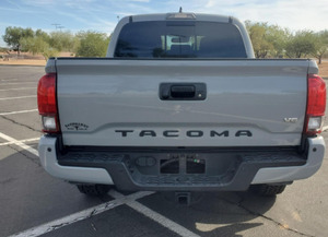 Toyota Tacoma TRD Off-Road Doble Cabina 4x4 2019 Usada (LHD/RHD) - Product Image 2