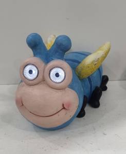 Wholesale <strong>Solar</strong> Powered Ladybird <strong>Light</strong> Garden Ornament Decoration Cool Animated Eyes <strong>Solar</strong> <strong>Light</strong> - Product Image 5