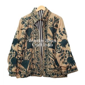 Veste en velours brodée Suzani multicolore faite à la main pour femmes, design floral respirant, veste artisanale pour femmes - Product Image 6