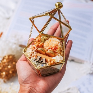 Caja de Almacenamiento de Latón y Vidrio Hecha a Mano, Marco de Metal Negro de Alta Calidad, Caja de Vidrio para Almacenamiento de Joyas, Caja de Regalo a Precio Accesible - Product Image 5