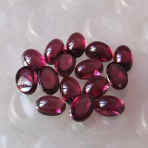พลอยโกเมน rhodolite ธรรมชาติ6x8มม. อัญมณีทรงรีเรียบขายส่ง - Product Image 3
