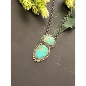 Collier Scott Skeets Kingman en turquoise et argent sterling, bijou de collection culturelle - Product Image 4