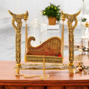 Decoración Puja Ghar, Bal Gopal Jhula de Latón Bañado en Oro, Laddu Gopal Jhula, Vajilla, Técnica de Soldadura, Religioso Moderno - Product Image 4