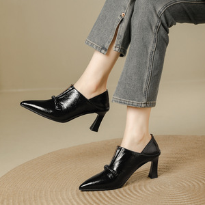 Escarpins à bout pointu pour femmes, talons aiguilles, en cuir verni, chaussures de bureau et de carrière, escarpins de mode pour dames - Product Image 4