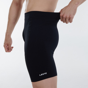 [LESTE] MuscleWrap AIR 5 Leggings pour hommes design léger pour un confort maximal pendant les entraînements Leggings pour hommes - Product Image 4