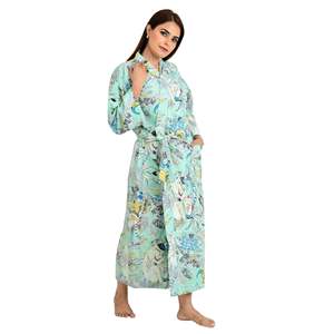 Kimono Largo Reversible de Algodón Kantha Pur para Mujer, Chaqueta Color Verde Pastel con Estampado de Mono - Product Image 3