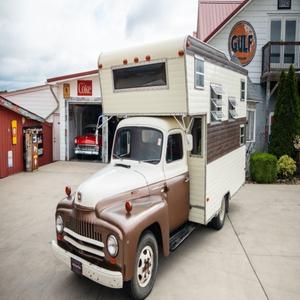 Autocaravana 4x4 Económica con Refrigerador para Acampar en Camioneta en Venta - Product Image 1