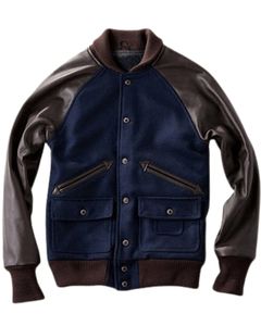 แจ็คเก็ตวาร์ซิตี้ผู้ชาย สีน้ำเงินกรมท่า ตัวเสื้อทำจากผ้าขนสัตว์ แขนเสื้อทำจากหนังสีน้ำตาล คอเสื้อแบบริบ ติดกระดุมแป๊ก สไตล์วินเทจ แบบนักศึกษา - Product Image 1
